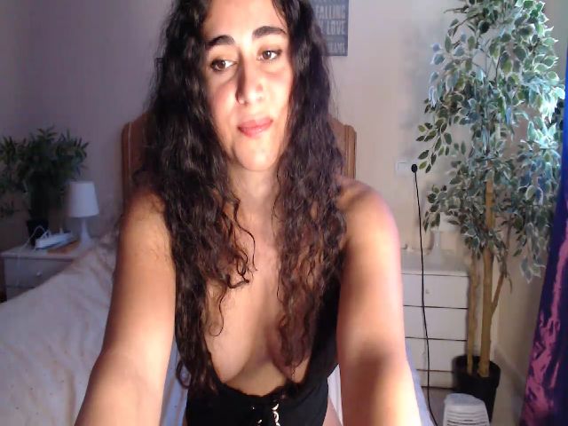 Live sex webcam photo for OnlyPuzz #271931828