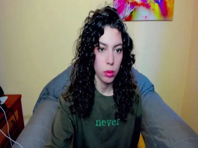Live sex webcam photo for OnlyYouAngel #272399044