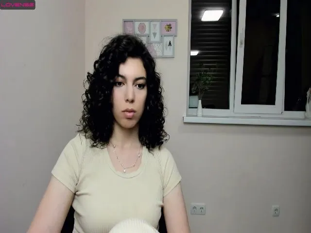 Live sex webcam photo for OnlyYouAngel #273979606