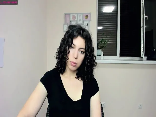 Live sex webcam photo for OnlyYouAngel #274392013