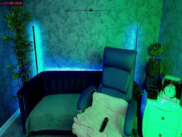 Live sex webcam photo for Orange_Sunset #274204808