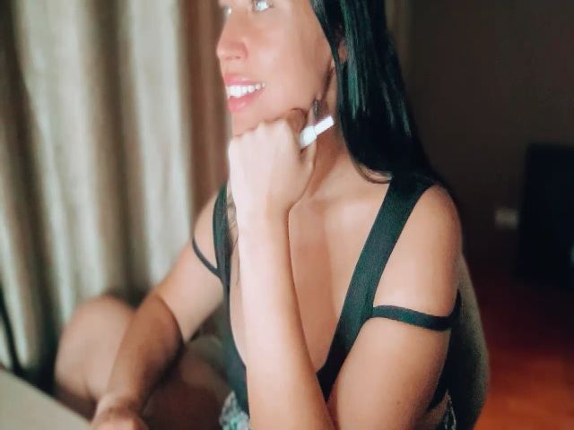 Live sex webcam photo for OregonPrivate #273008649