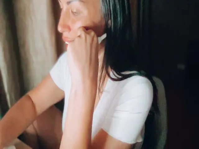 Live sex webcam photo for OregonPrivate #273425058