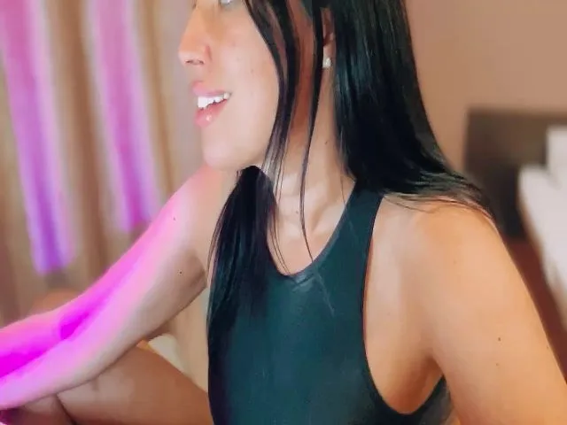 Live sex webcam photo for OregonPrivate #274332269