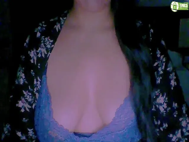 Live sex webcam photo for OriBlitz #272701849