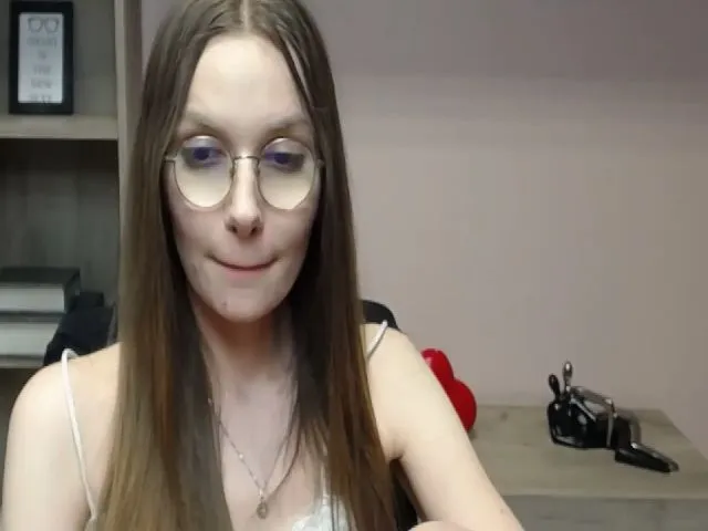 Live sex webcam photo for PERFECTelly #272445036