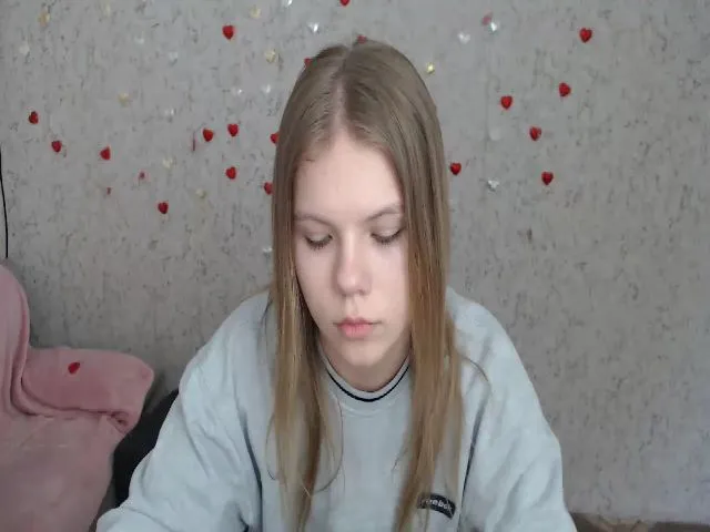 Live sex webcam photo for PRO100WEB_ #273435790