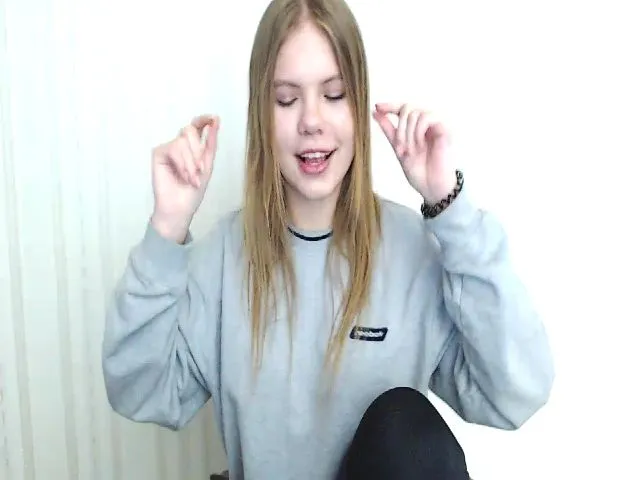 Live sex webcam photo for PRO100WEB_ #273512455