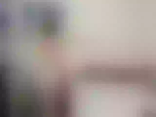 Live sex webcam photo for PacificBoujie #275046016