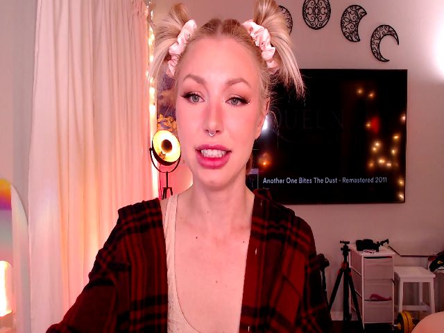 Live sex webcam photo for Paige #273080445