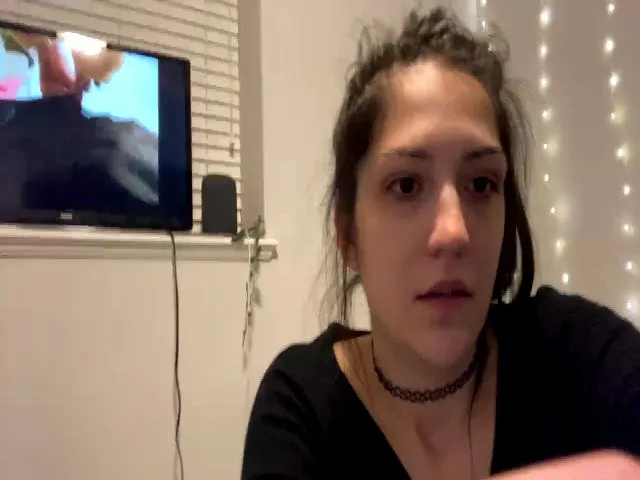 Live sex webcam photo for PaigePaige #272583010