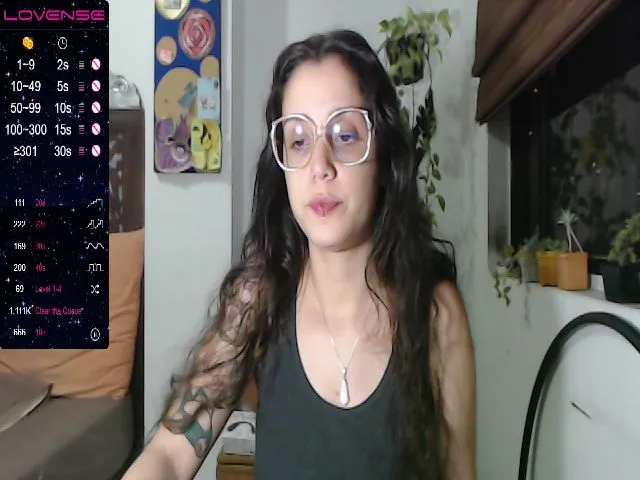 Live sex webcam photo for Pain_reliever #272405051