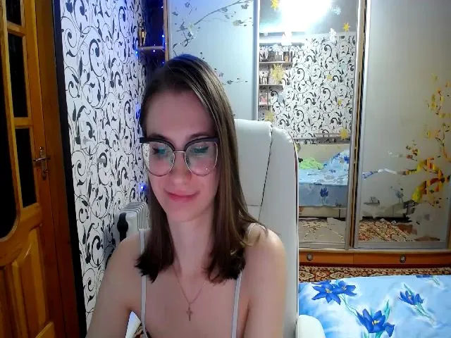 Live sex webcam photo for Palipomi #272281354