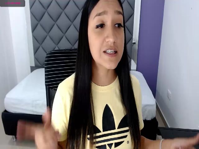 Live sex webcam photo for Pamela03 #272644670