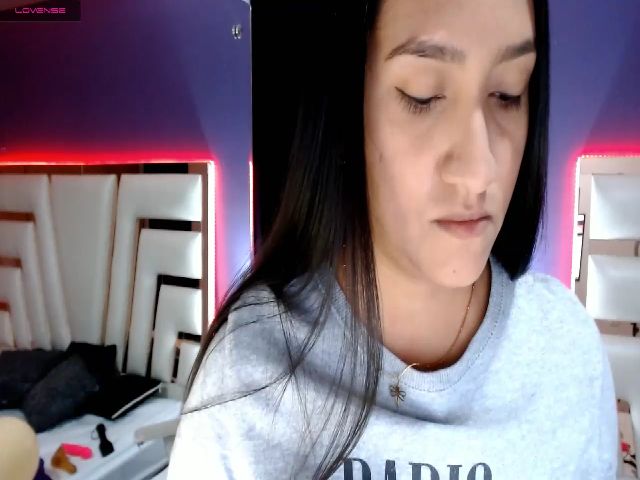 Live sex webcam photo for Pamela03 #273040964