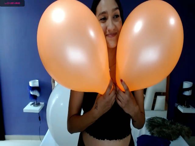 Live sex webcam photo for Pamela03 #273552527