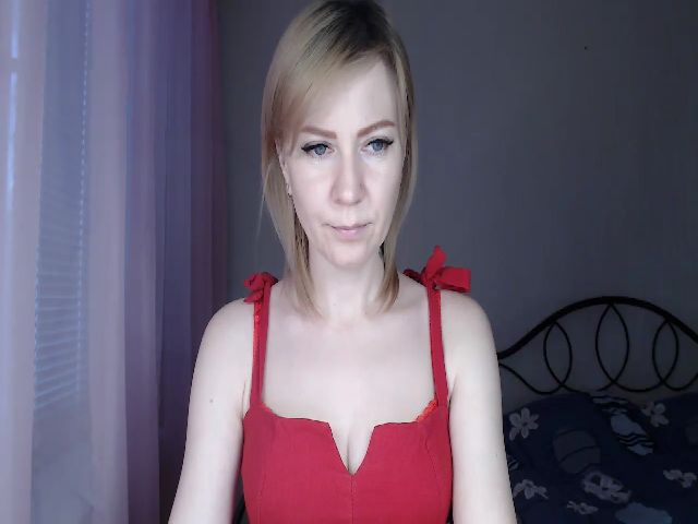 Live sex webcam photo for ParadiseAlina #272830188