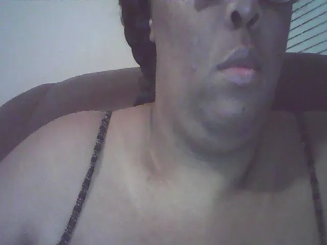 Live sex webcam photo for Paris2022 #272694015