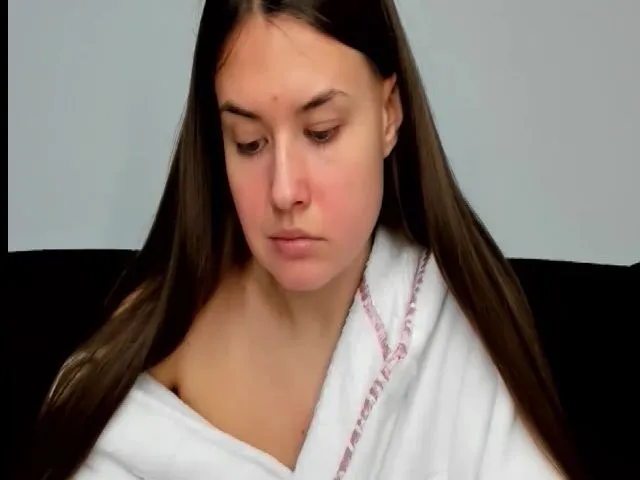 Live sex webcam photo for PassionGi #273117739