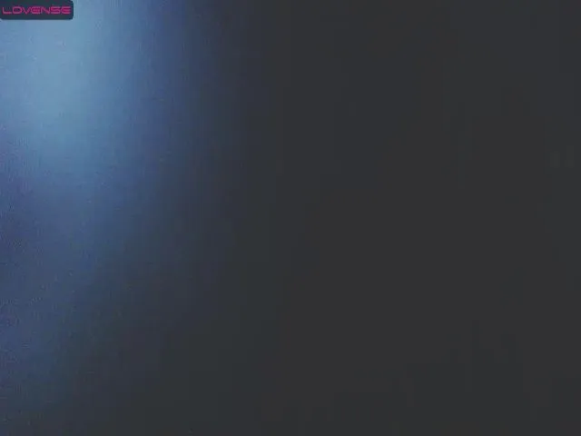 Live sex webcam photo for Paulina2700 #273797855