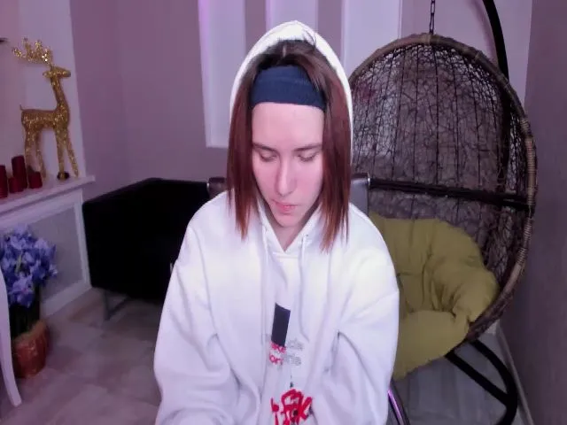 Live sex webcam photo for PennyLoveme #272129742