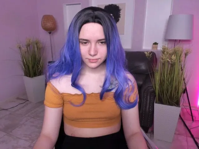 Live sex webcam photo for PennyLoveme #272264096