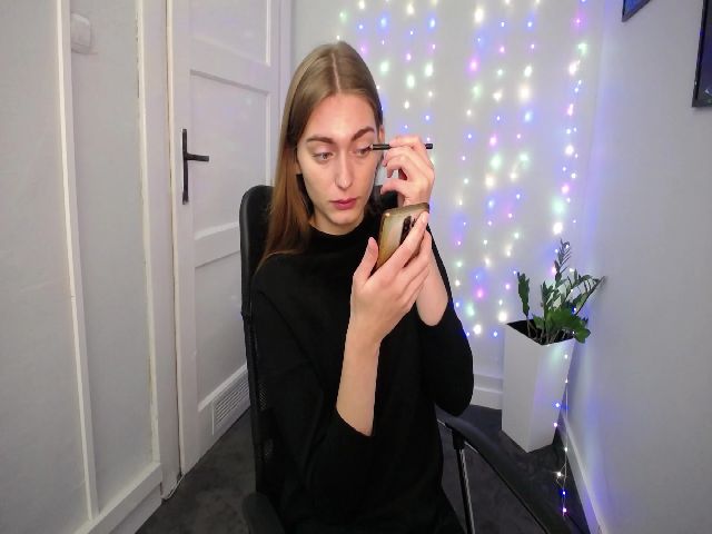 Live sex webcam photo for PersonYouNeed #274246311