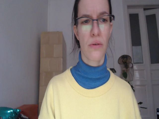 Live sex webcam photo for PetitePinkie #271697702