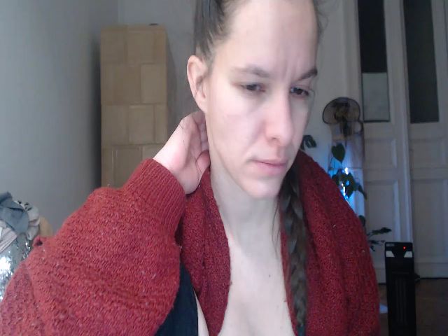 Live sex webcam photo for PetitePinkie #271781251