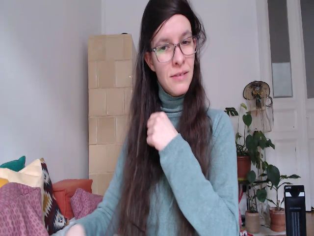 Live sex webcam photo for PetitePinkie #272122946