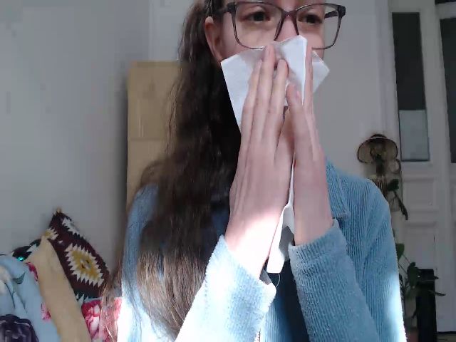 Live sex webcam photo for PetitePinkie #272575851