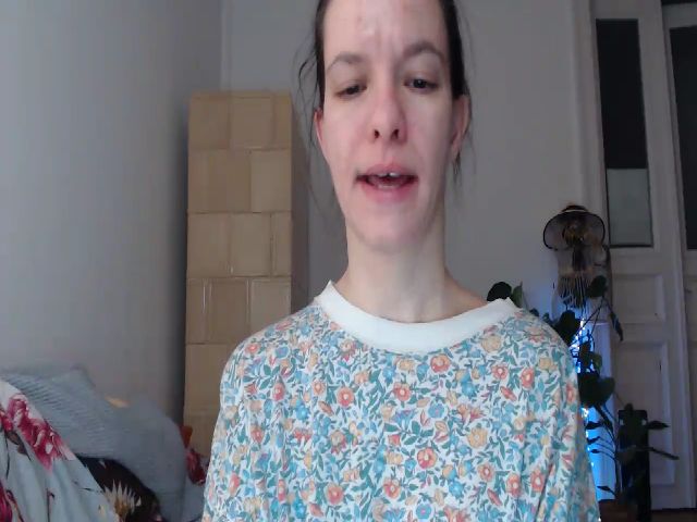 Live sex webcam photo for PetitePinkie #272636813