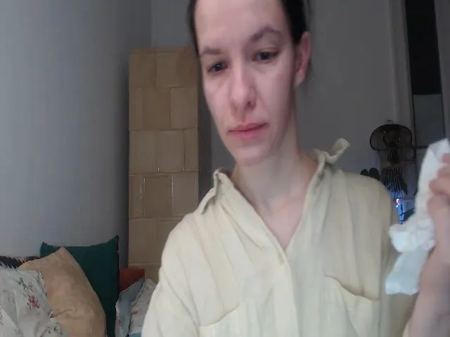 Live sex webcam photo for PetitePinkie #273006099