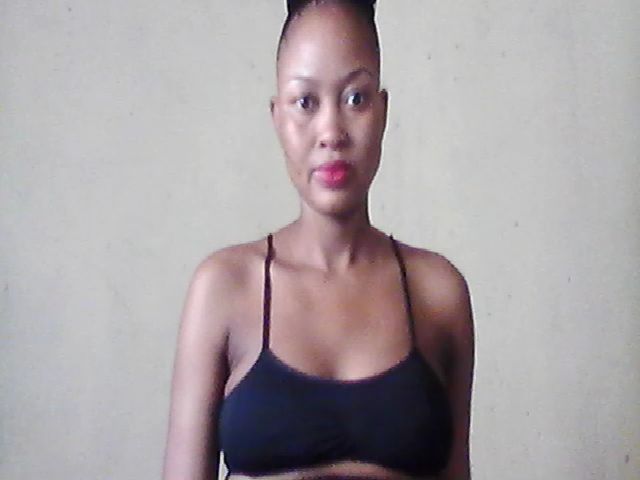 Live sex webcam photo for Petitex #272928850