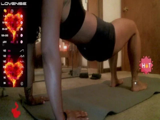 Live sex webcam photo for PhoenixSaga #273181790