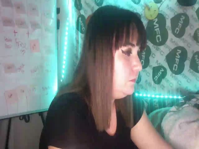 Live sex webcam photo for PinkCarnival #271925644