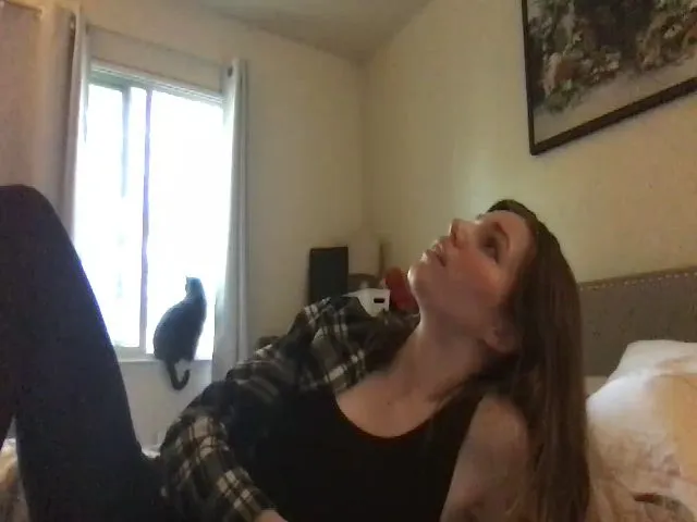 Live sex webcam photo for PinkDrink420 #272761979