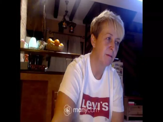 Live sex webcam photo for PinkLillyRose #271776941