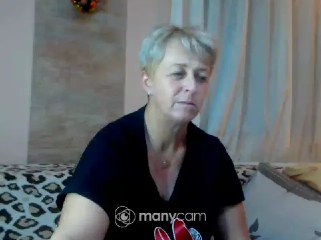 Live sex webcam photo for PinkLillyRose #271803691