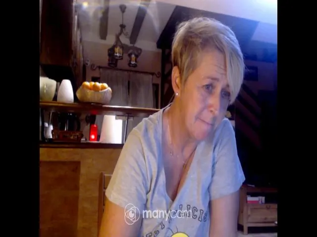 Live sex webcam photo for PinkLillyRose #273204162