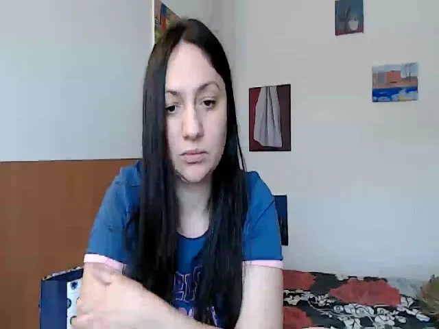 Live sex webcam photo for PinkMarta #272585229