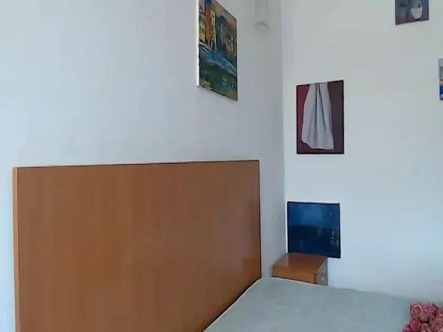 Live sex webcam photo for PinkMarta #272663152