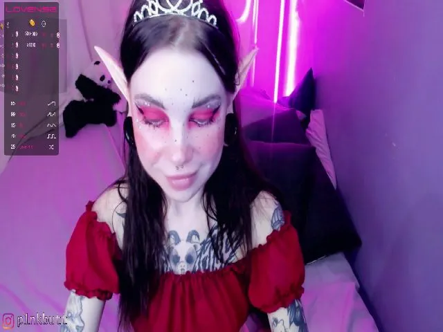 Live sex webcam photo for PinkSlobber #272739328