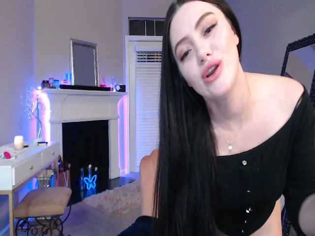 Live sex webcam photo for Pink_Fawnnn #272816745