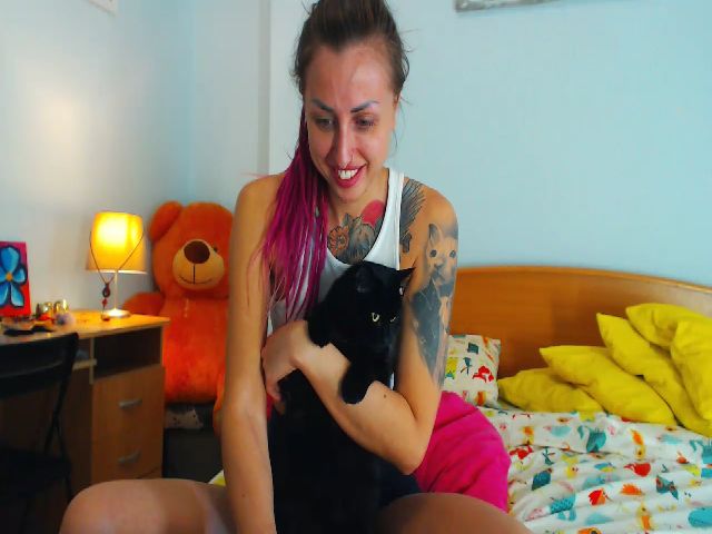 Live sex webcam photo for Pink_spark_ #272773519