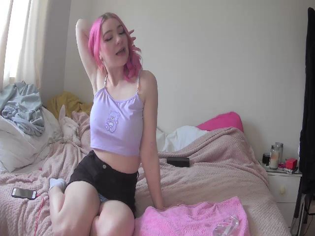 Live sex webcam photo for Pinkbaby244 #272776376