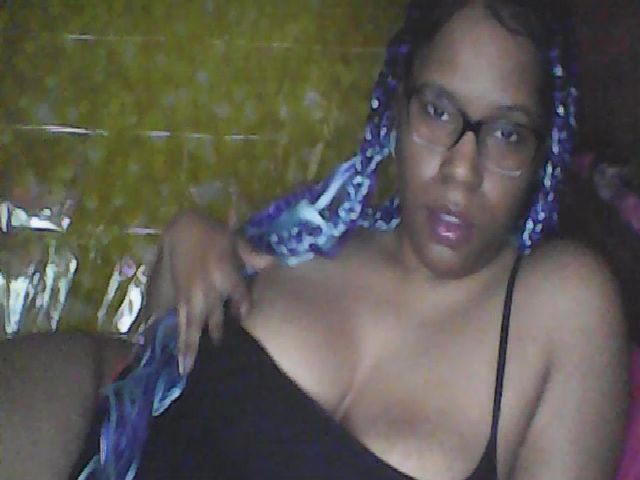 Live sex webcam photo for Pinkrackz100 #273281668