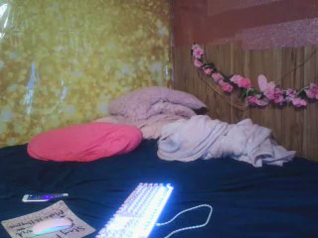 Live sex webcam photo for Pinkrackz100 #273657036