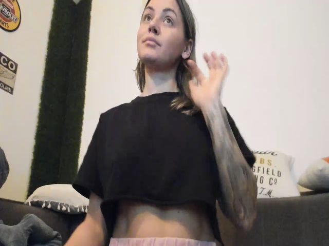 Live sex webcam photo for PisuVamp_ #271725726