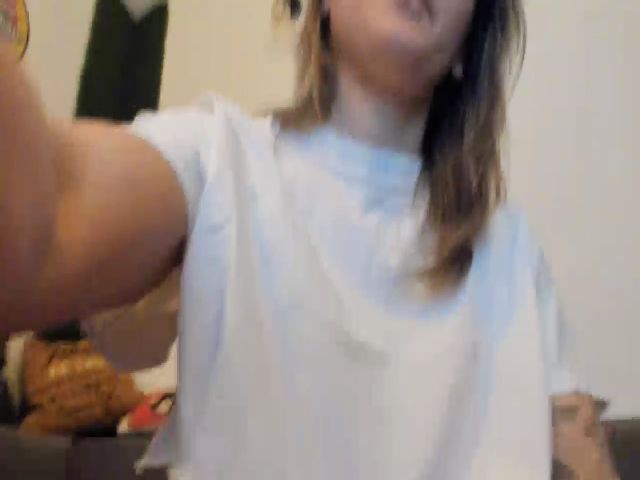 Live sex webcam photo for PisuVamp_ #272482006